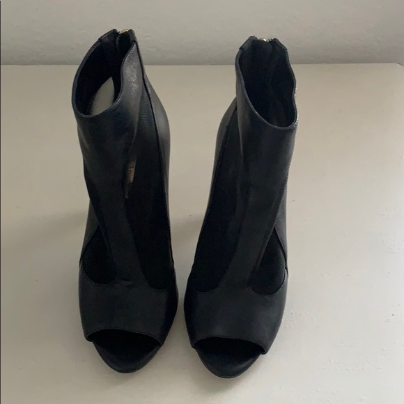 BCBG booties - Picture 2 of 5
